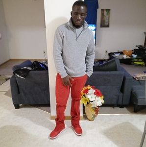 Meet your Posher, Max